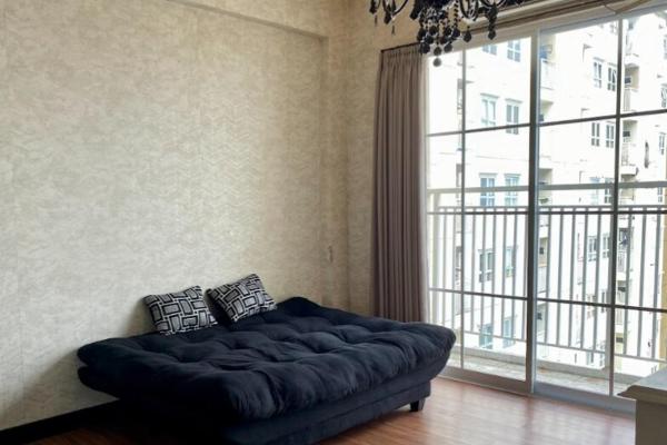 Apt Casablanca East Res 2br Sofa-bed Wifi And Pool By Damaresa - Jakarta