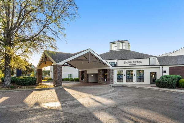 DoubleTree Suites by Hilton Hotel Huntsville South photo 1