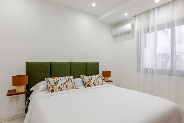 Best location in Larnaca 100m from the beach, Larnaca