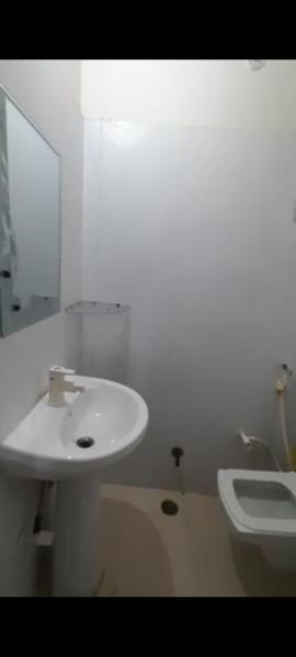 A la foto es mostra l'objecte HK Dham situat a la ciutat de Vrindāvan.