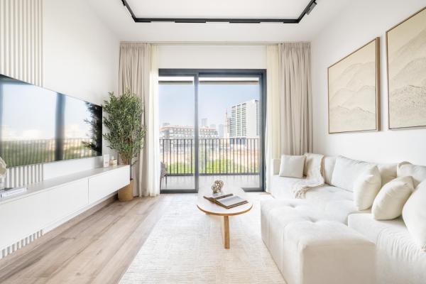På billedet ses objektet JVC Gem - 2BRplus1 in Oakley Square with Prime Amenities beliggende i byen Dubai.