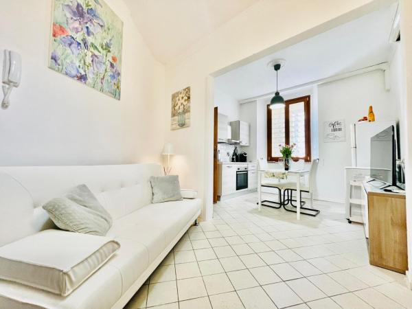 Foto 1: Tiny Apartment 8