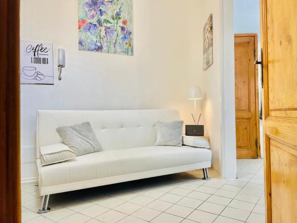 Foto 3: Tiny Apartment 8