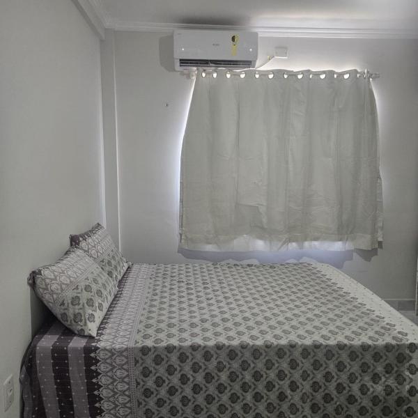 写真にはLagoa Nova市にあるQuarto para dois com ar-condicionadoが写っています。