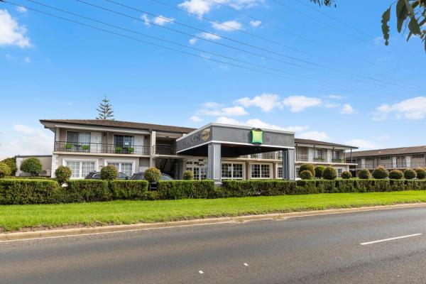 A la foto es mostra l'objecte ibis Styles Albany situat a la ciutat de Cuthbert.