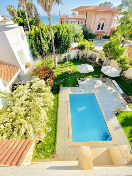 På billedet ses objektet Villa Kayan in fayed beliggende i byen Fayed.