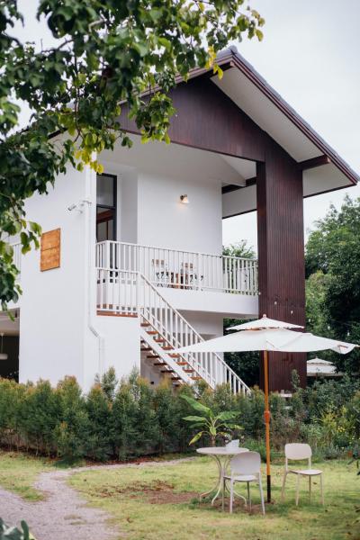Auf dem Foto ist das Objekt Pabhatra Local Stay Phatthalung in der Stadt Ban Nam Luat zu sehen.