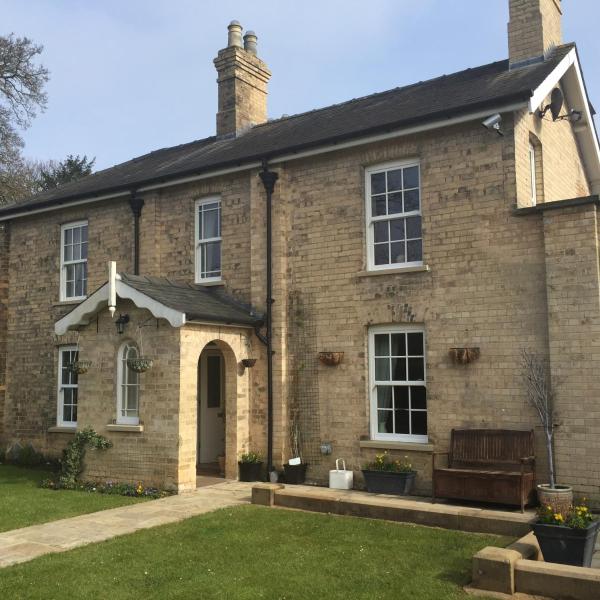 A la foto es mostra l'objecte Wayside , 3 bed , 2 bath charming house close to Lincoln situat a la ciutat de Nettleham.