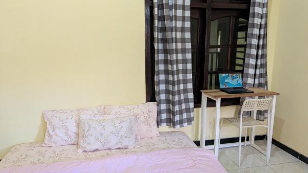 Auf dem Foto ist das Objekt Surabaya Homey Jemursari Syariah in der Stadt Wonocolo zu sehen.