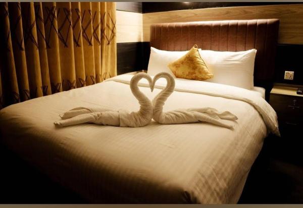 The photo shows the Garden View Villa located in the city of Rāmchandrapur.