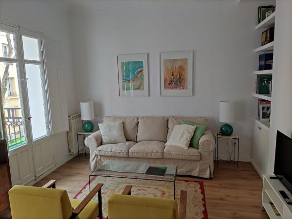 Piso reformado de Lujo de 2 dormitorios y 2 baños, Madrid