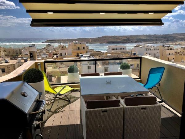 Auf dem Foto ist das Objekt Sea View 2 Bedroom Penthouse close to Beach Hpi6767 in der Stadt Marsaskala zu sehen.