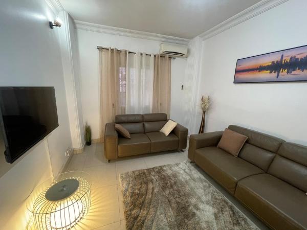 A la foto es mostra l'objecte 2-bedroom furnished apartment situat a la ciutat de Dakar.