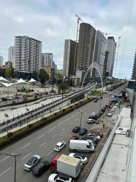 Na zdjęciu widoczny jest obiekt Flat in Batumi położony w mieście Chʼikha.