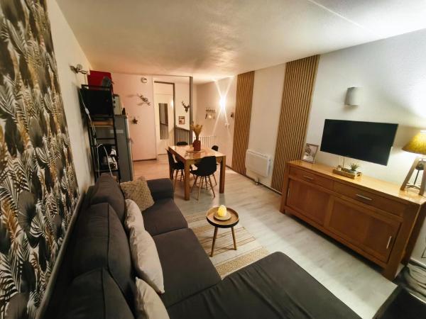 A la foto es mostra l'objecte Apt T2, 34m2, pied de piste, 4 à 6 pers, 1 chambre, parking privé sousterrain situat a la ciutat de La Mongie.