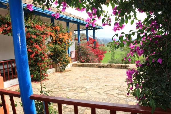 A la foto es mostra l'objecte Casa Campestre SUANOGA situat a la ciutat de Pesca.