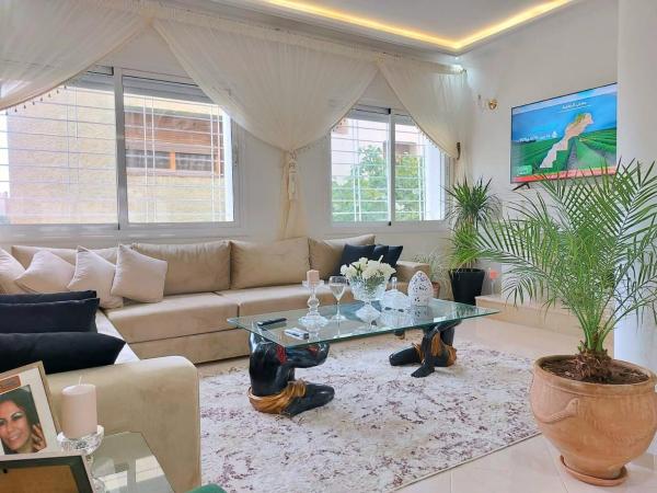 A la foto es mostra l'objecte villa saada situat a la ciutat de Fes.