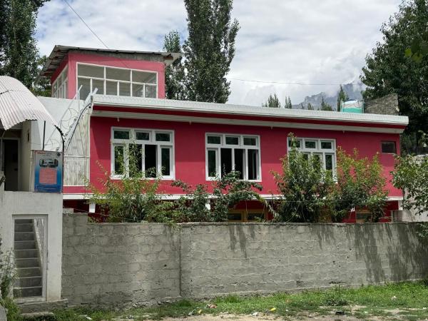 Na foto é possível ver o objeto Moon Light Guest House Khaplu localizado na cidade de Gwali.