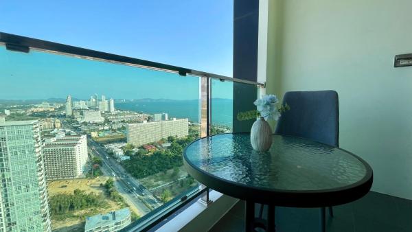 1ベッドルーム アパートメント シービュー バルコニー付 — 35 m² - Utrip # DUSIT GRAND CONDO VIEW