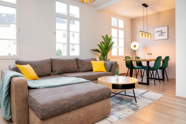 Smart Home - Wuppertal - Perfect for 5 Guests! Netflix - Central - Smart TV - Free Parking Zone, Wuppertal