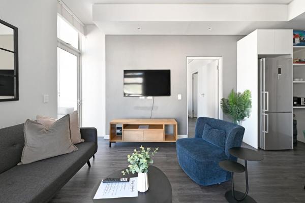 Maya - 2 Bedroom City Retreat L Backup Power & Parking - Camps Bay