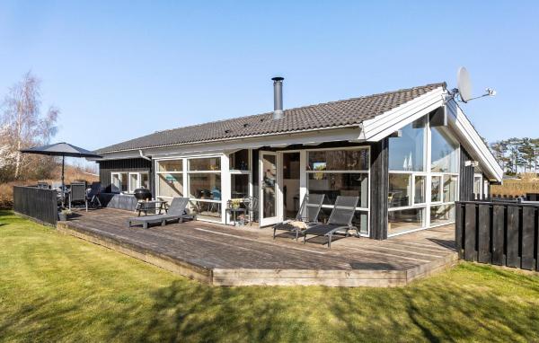 En la foto se muestra el objeto Gorgeous Home In Otterup With Sauna ubicado en la ciudad de Hasmark.