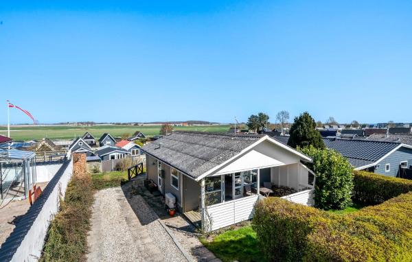 Nella foto è visibile l'oggetto 2 Bedroom Cozy Home In Kerteminde situato nella città di Kerteminde.