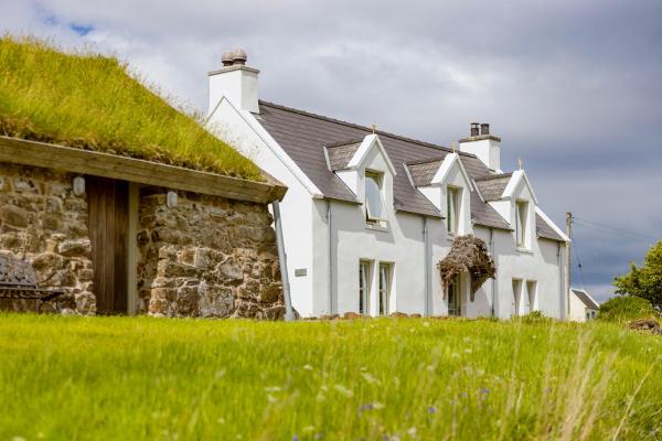 A la foto es mostra l'objecte Mint Croft Luxury Self-Catering Cottages situat a la ciutat de Halistra.