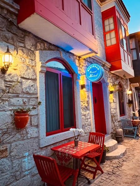 På billedet ses objektet Bedirhan Konak Otel beliggende i byen Alaçatı.