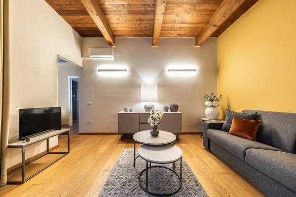 Na fotografii je vidět objekt Suite Deluxe in Palazzo Storico - Centro Sassari - Appartamento Alghero nacházející se ve městě Sassari.