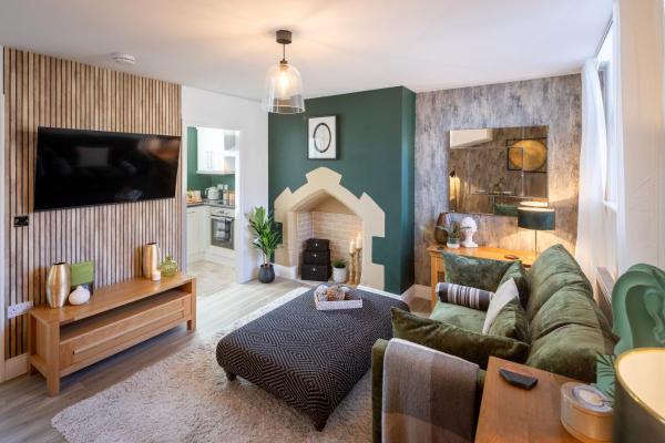 Foto 2: Character, Comfort and Convenience, No 5 Rosedene Mews