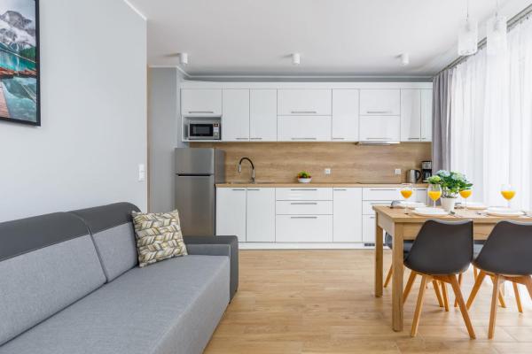 På billedet ses objektet Seaside Apartment Rybacka with Parking by Noclegi Renters beliggende i byen Międzywodzie.
