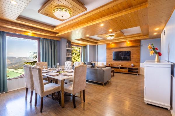 A la foto es mostra l'objecte Hostie Heaven View - Panoramic 3BHK Duplex Retreat with Private Patio situat a la ciutat de Mashobra.