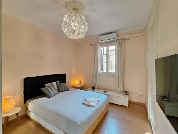 Elegant apartment Rambla Badal, Barcelona