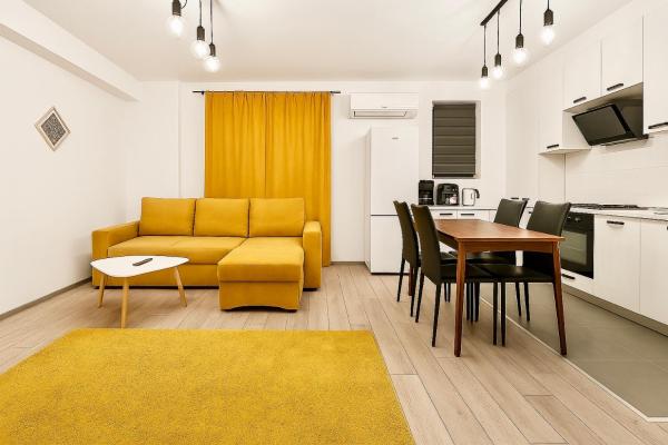 A la foto es mostra l'objecte Central Apartment Near Old Town situat a la ciutat de Gară Filaret.