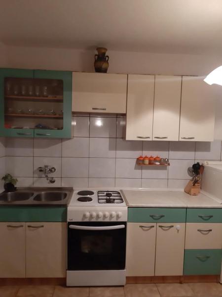 A la foto es mostra l'objecte Apartman NAFO situat a la ciutat de Bihac.