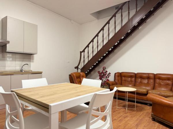 A la foto es mostra l'objecte Apt in the heart of Perugia, near Corso Vannucci situat a la ciutat de Perusa.