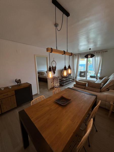 På billedet ses objektet Cozy ocean views beliggende i byen Jávea.