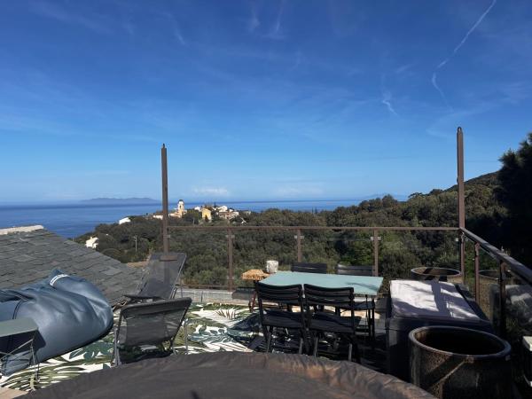 A la foto es mostra l'objecte La charmante **** Maison Cap Corse, Tomino situat a la ciutat de Mandolacce.
