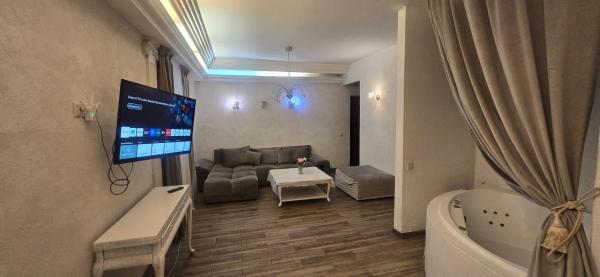 A la foto es mostra l'objecte Apartamentai su jacuzzi situat a la ciutat de Vílnius.