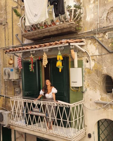O' Balcunciell e Lucii, Naples