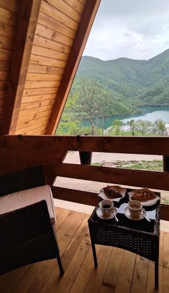 Nella foto è visibile l'oggetto Cottage MIRNI RAJ situato nella città di Jajce.