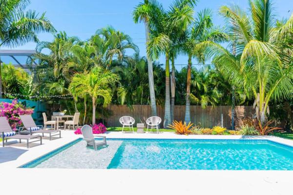 Na fotografii je vidět objekt Hevenly Pool House nacházející se ve městě Naples.