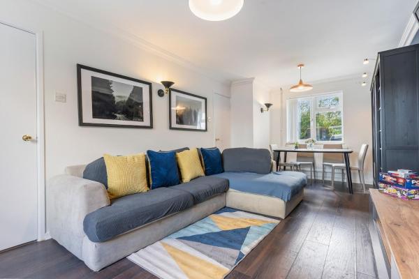 På bilden syns objektet 3Bed 2Bath nr Uni HertsHatfield som ligger i staden North Mimms.