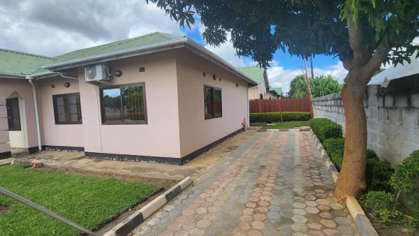 Teka Villa, Lusaka