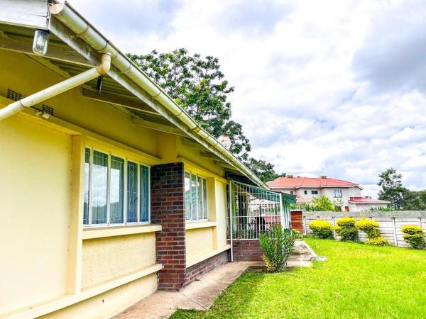 Auf dem Foto ist das Objekt 3 bed Cozy Homestay in Lundi Park - 2292 in der Stadt Gweru zu sehen.