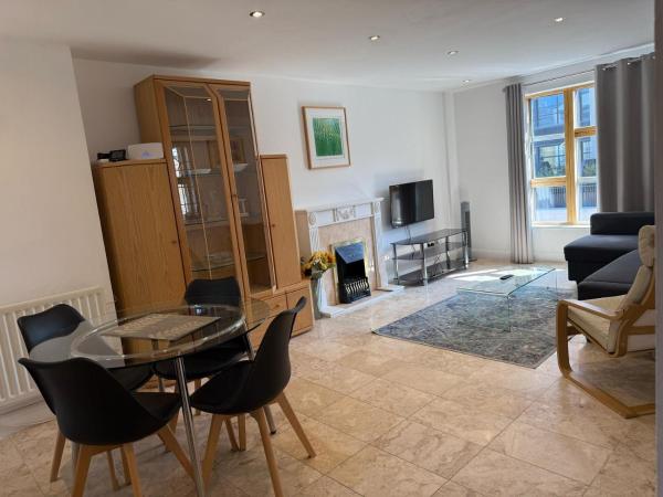 Luxury Two Bedroom Apartment In Bayswater - Kingston upon Thames
