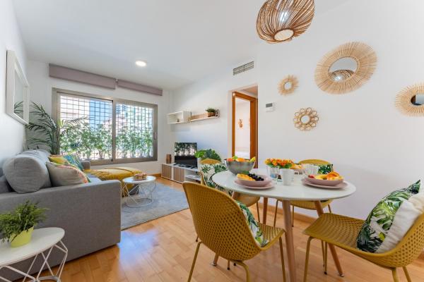 CT 378 - Faro's Malaga Citycenter - Cityapartment for 4 with parking, Malaga