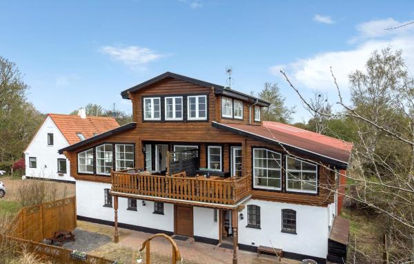 Na fotografii je vidět objekt Nice Apartment In Dannemare With Sauna nacházející se ve městě Dannemare.