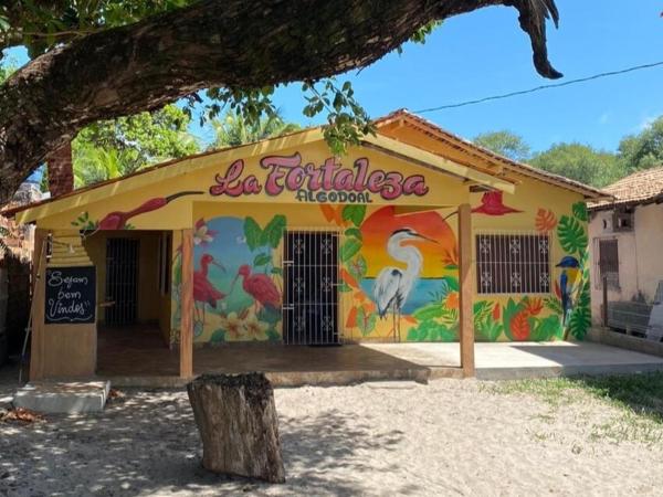 Nella foto è visibile l'oggetto La Fortaleza Algodoal situato nella città di Algodoal.